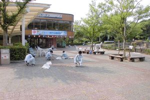 とべ動物園敷地内清掃奉仕活動に参加しました！