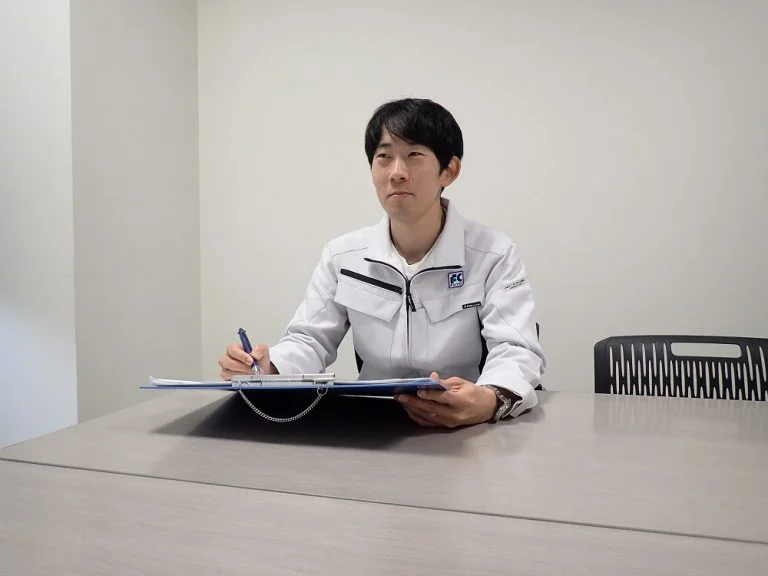 調査部　第２グループ（令和５年度入社）